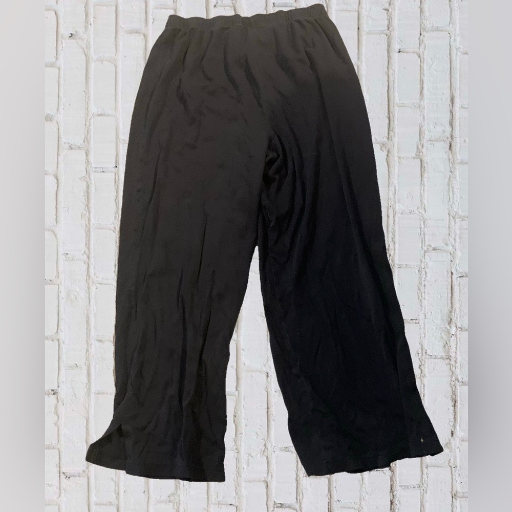 VICTORIAS SECRET pajama bottoms. Women’s medium